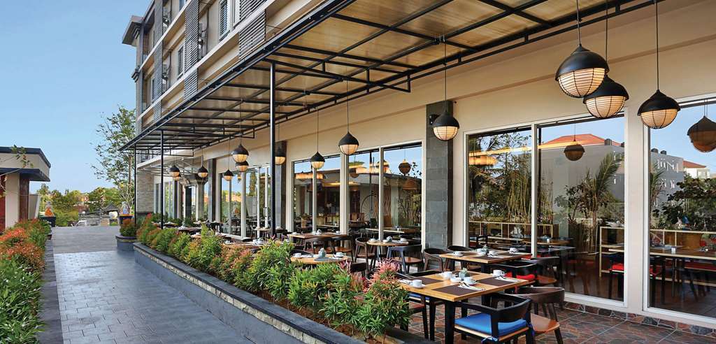 Azana Boutique Hotel Denpasar Ресторан фото