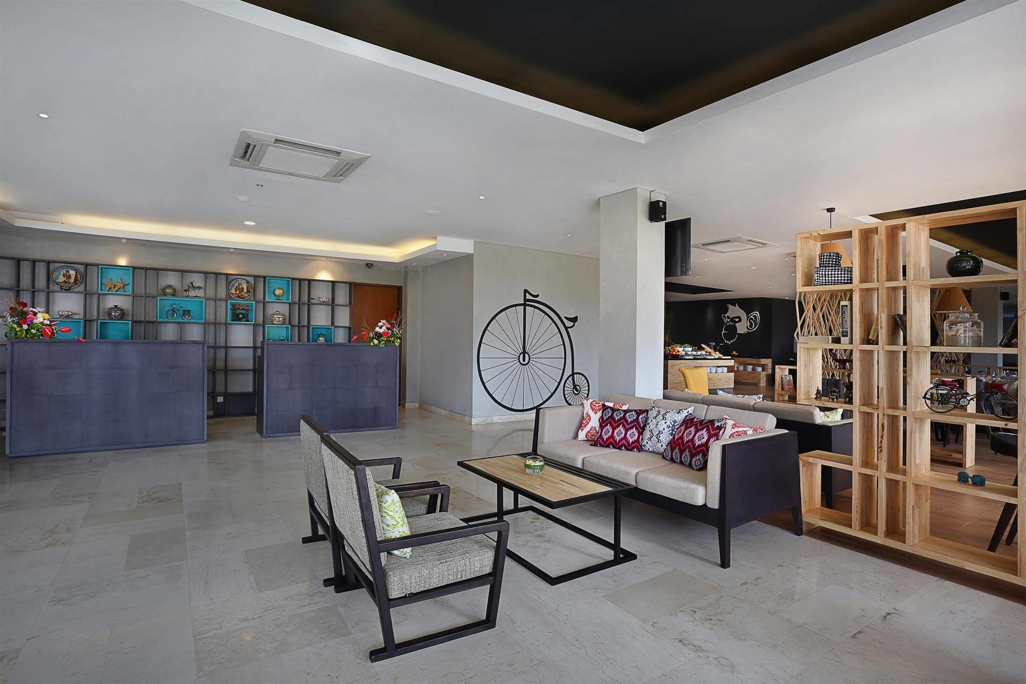 Azana Boutique Hotel Denpasar Экстерьер фото